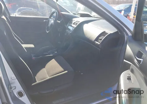 2004 Honda Accord 2.4 Lx z USA, uszkodzony, nr VIN 1HGCM56394A165191